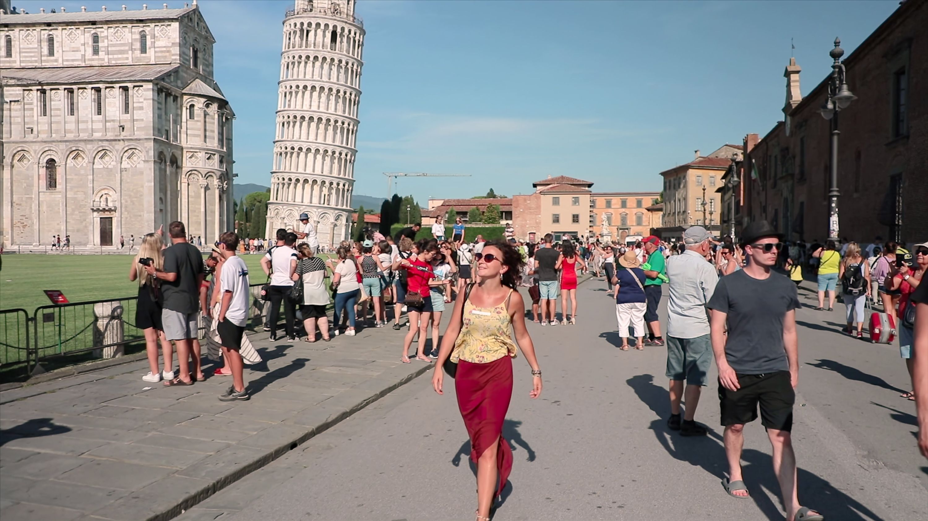 从佛罗伦斯出发，比萨斜塔、沃尔泰拉和卢卡一日游