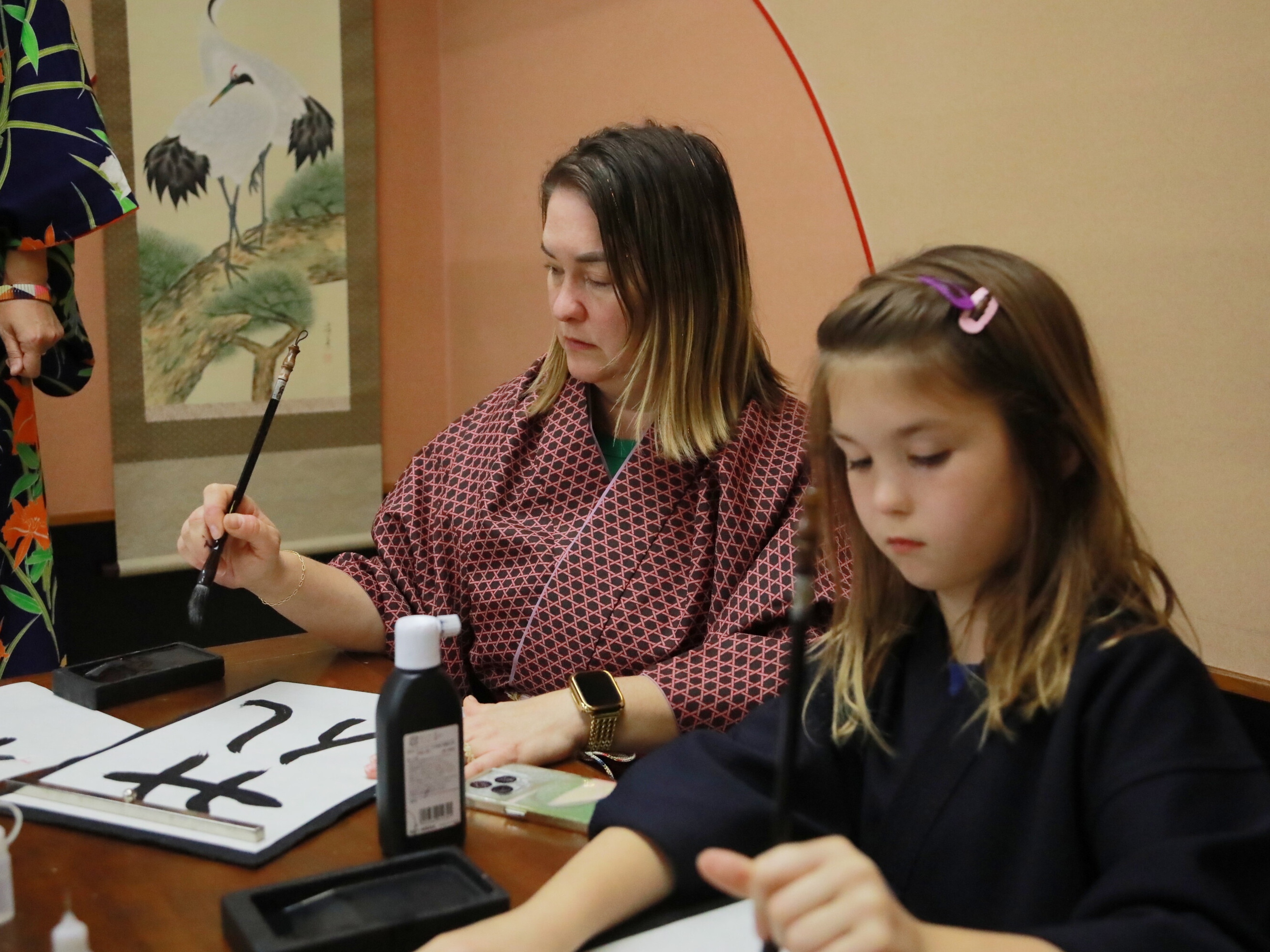 在大阪学习日本传统书法和禅道