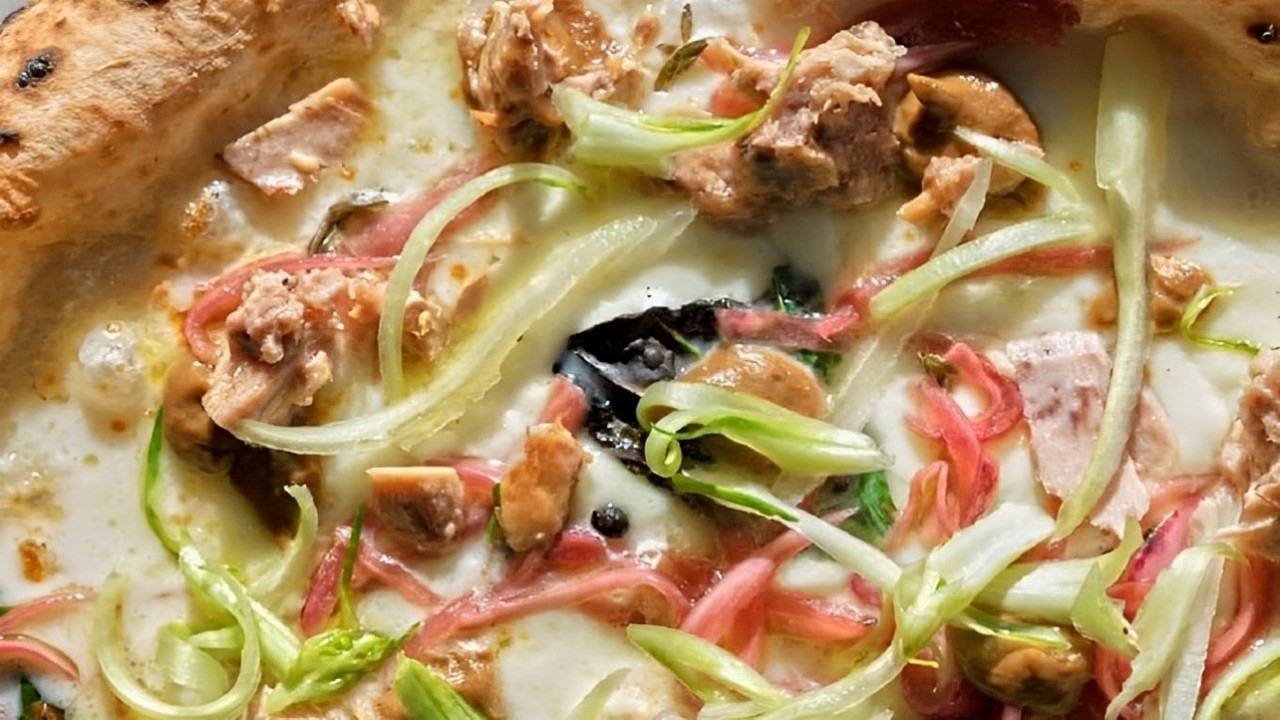 在拿坡里体验披萨与在地美食