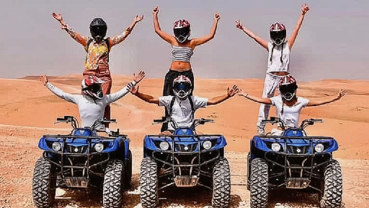 阿加菲沙漠探险：四轮摩托车、骑骆驼和晚餐表演