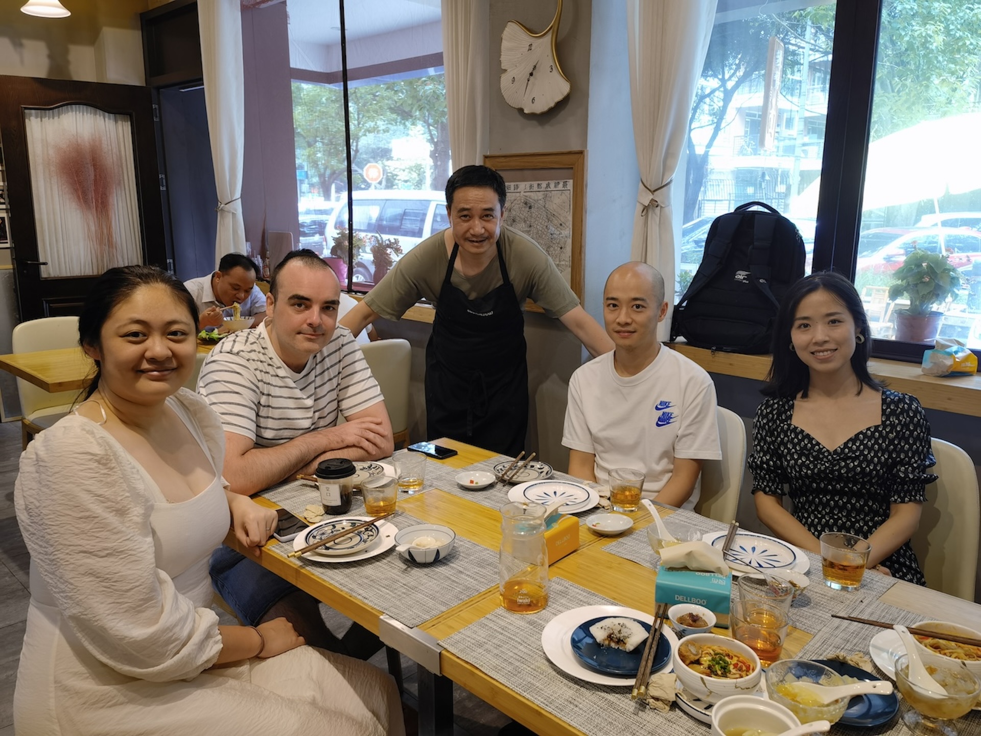 跟着川菜大师一起看国宴变身川菜小吃宴(午餐) - Eatwith