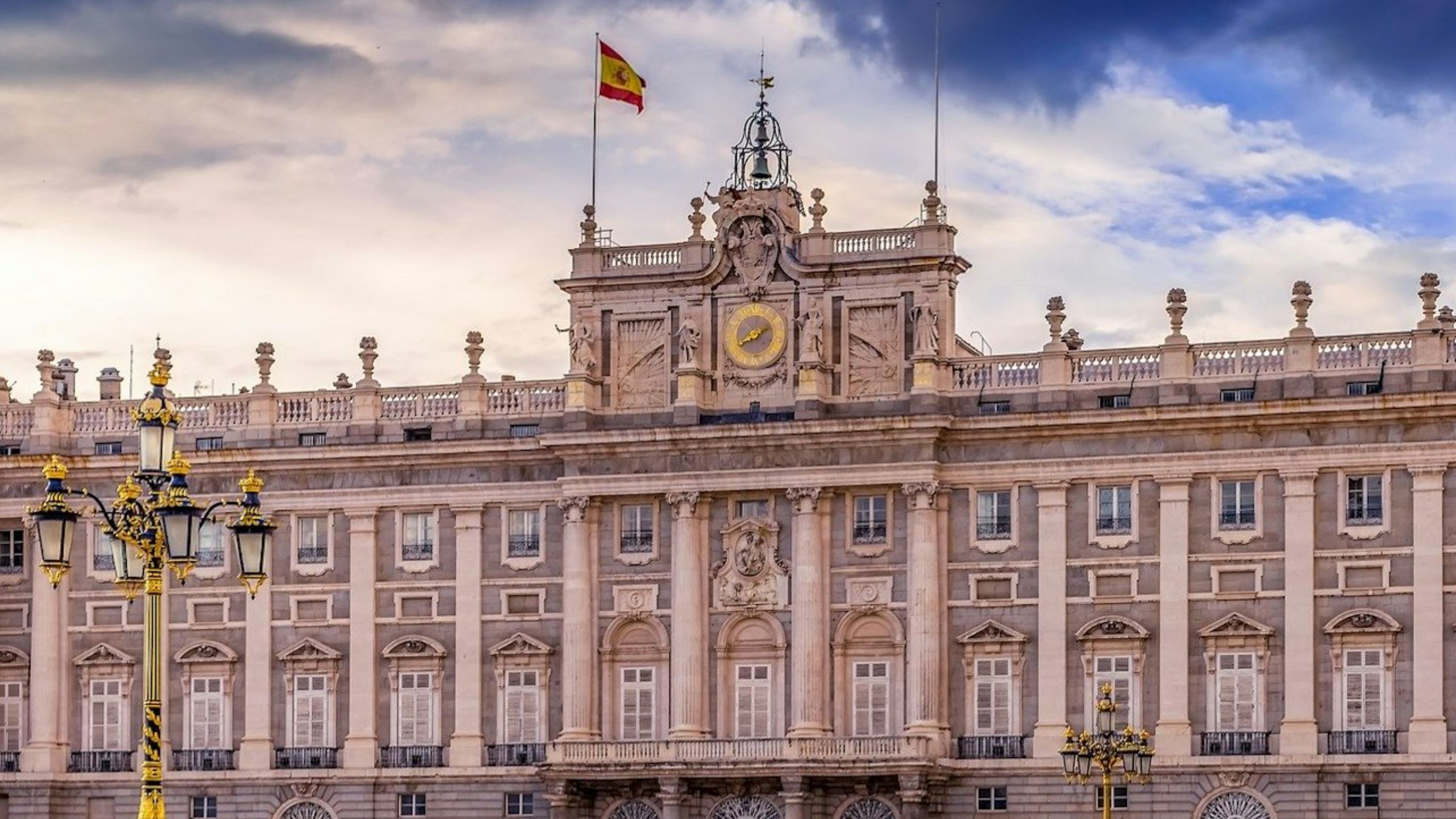 马德里王宫 (Royal Palace of Madrid) 免排队门票含语音导览