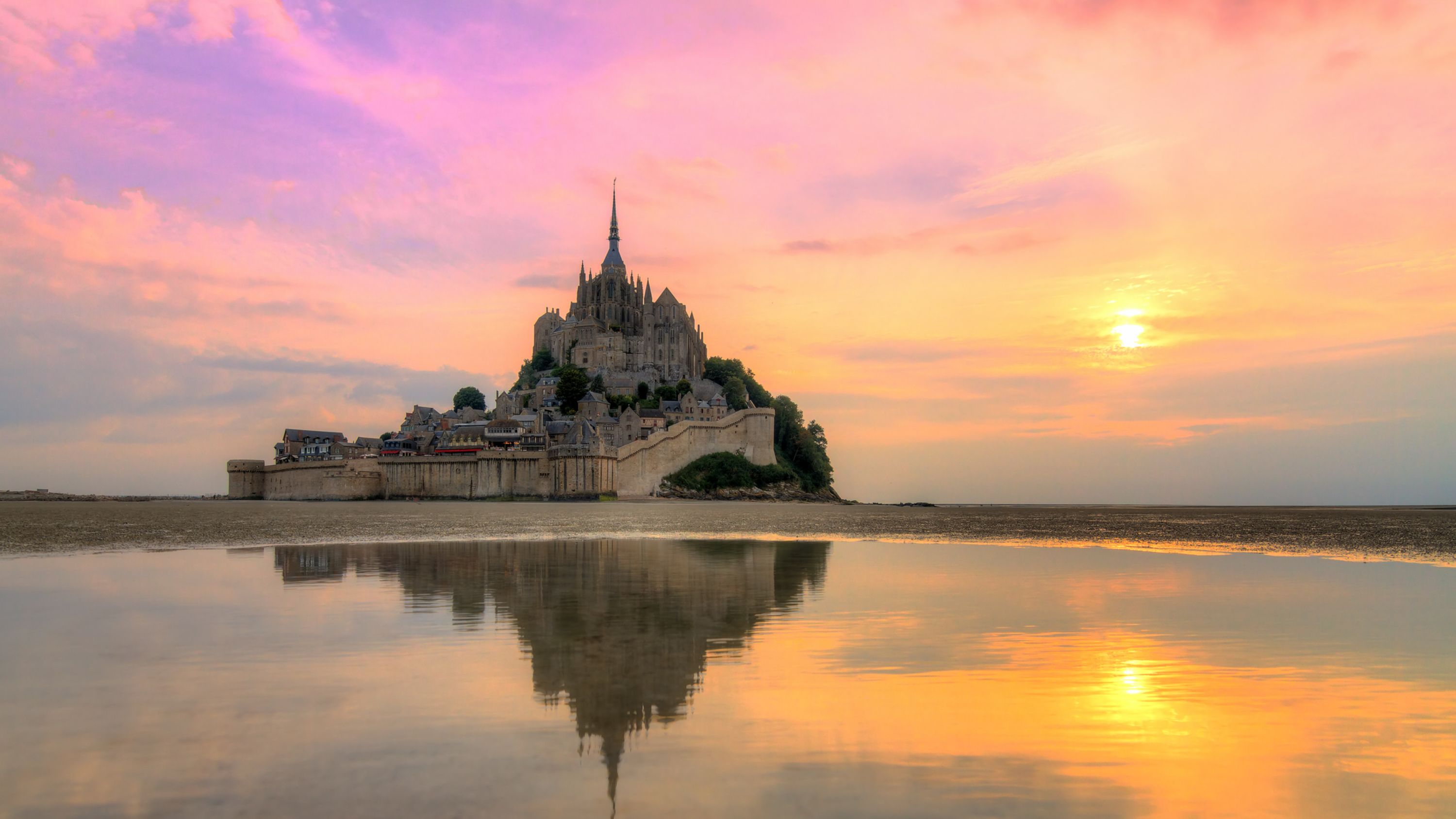 巴黎出发圣米歇尔山和奥马哈海滩一日游