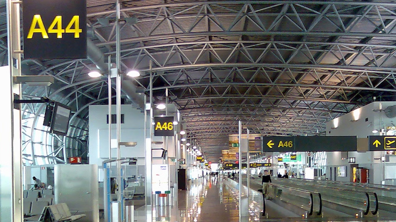 布鲁塞尔机场 - 布鲁塞尔火车