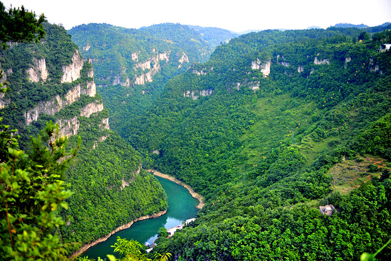 贵阳南江大峡谷 猴耳天坑 私人导览一日游