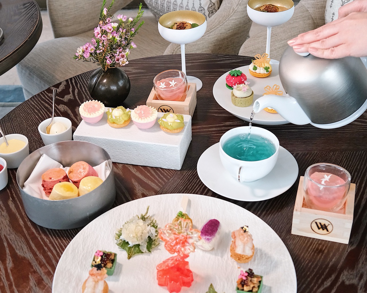 曼谷华尔道夫酒店孔雀廊下午茶套餐