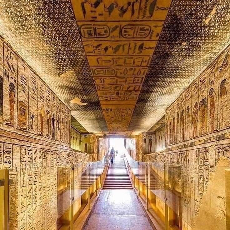 热气球、帆船和午餐之旅：卢克索西岸和东岸