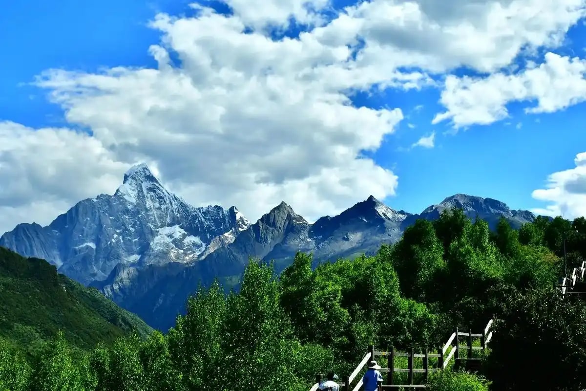 成都出发四姑娘山 私人导览一日游