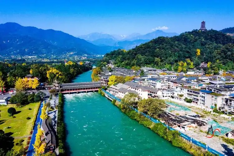 成都出发都江堰 仰天窝广场 钟书阁 私人团一日游