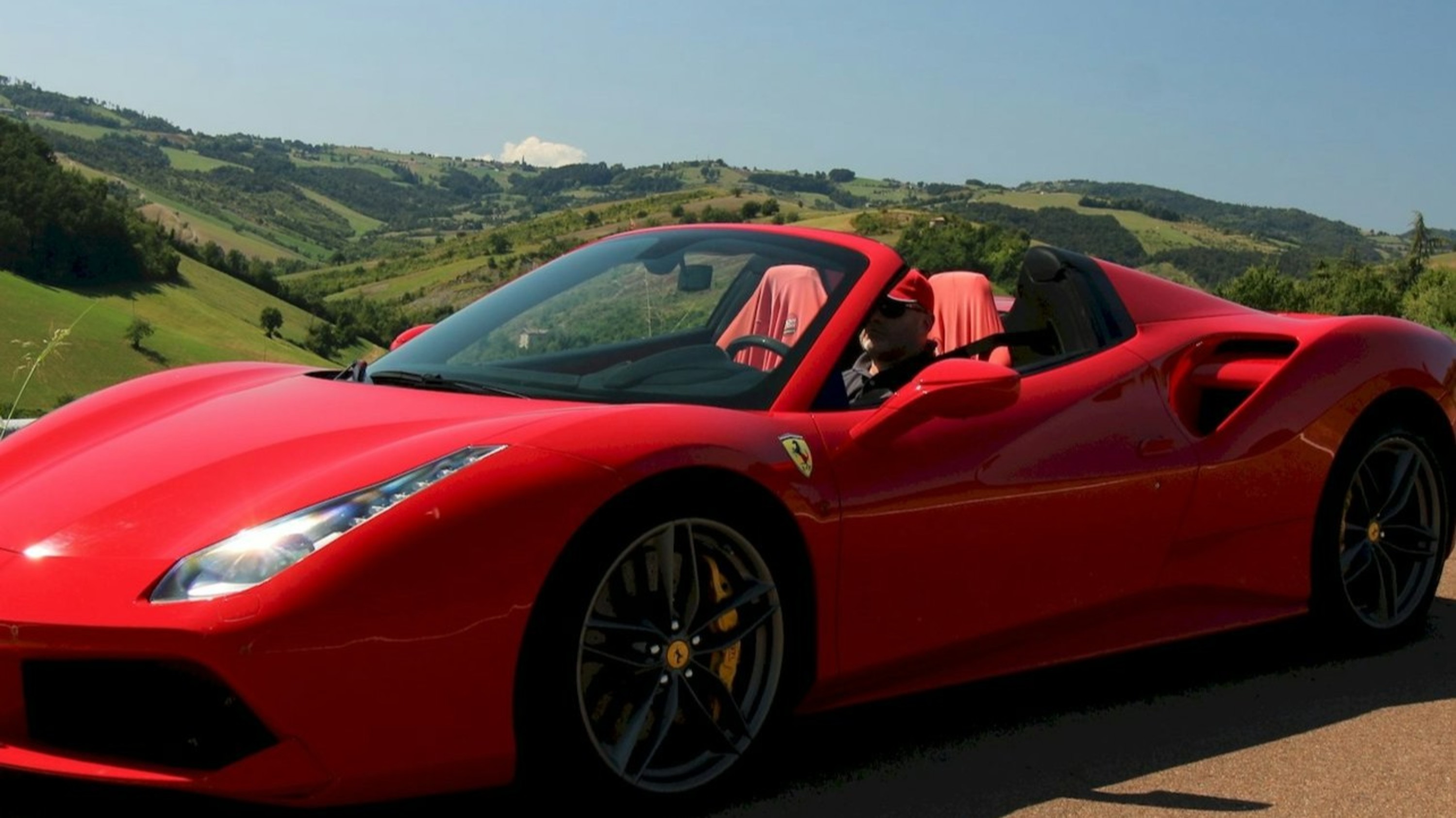 在马拉内罗体验法拉利 Portofino 试驾