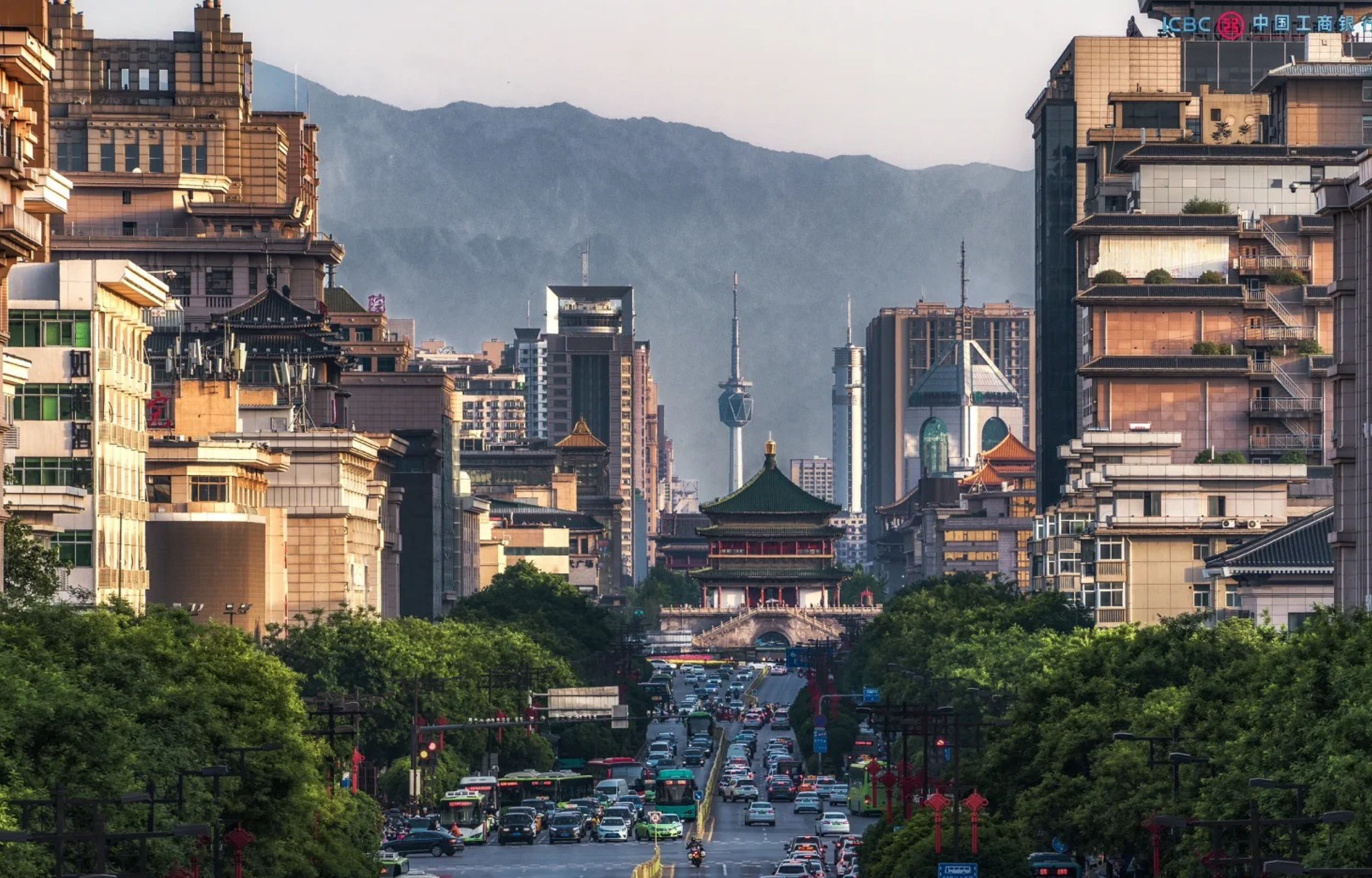 陕西西安4日游（华清池+兵马俑+大唐不夜城+探秘华山+大雁塔北广场喷泉秀+大慈恩寺+西安城墙+地道美食体验）