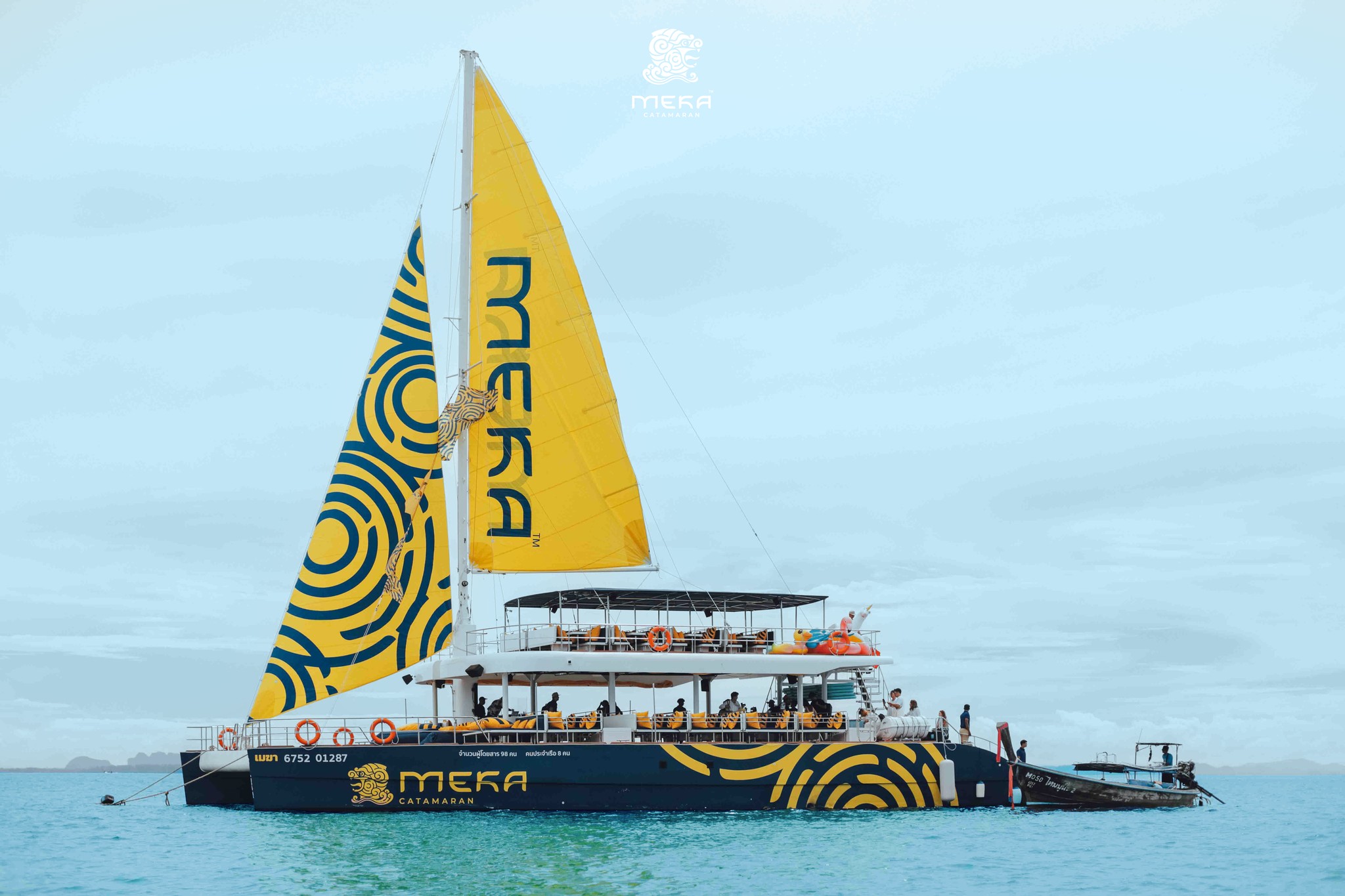 从甲米出发：皮皮岛和四岛日落双体船航行