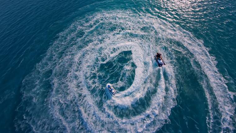 半月湾摩托艇体验