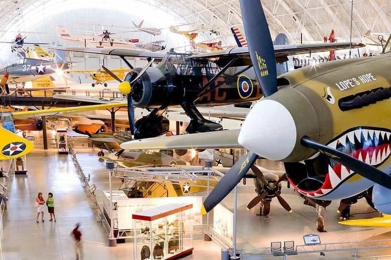 华盛顿特区史密森国家航空航天博物馆之旅 (Smithsonian's National Air and Space Museum Tour in Washington DC)