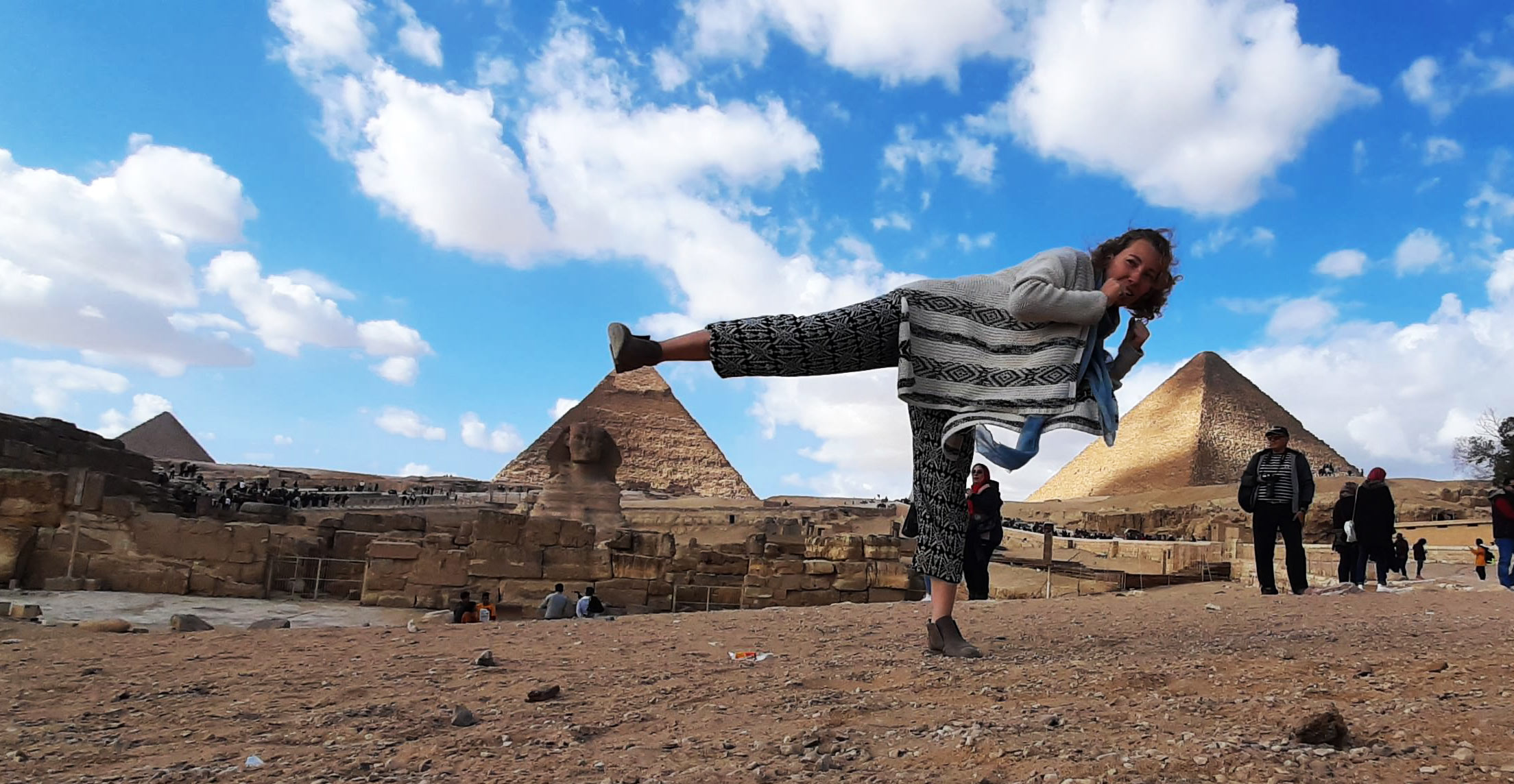 开罗私人一日游，前往吉萨金字塔、萨卡拉和曼菲斯