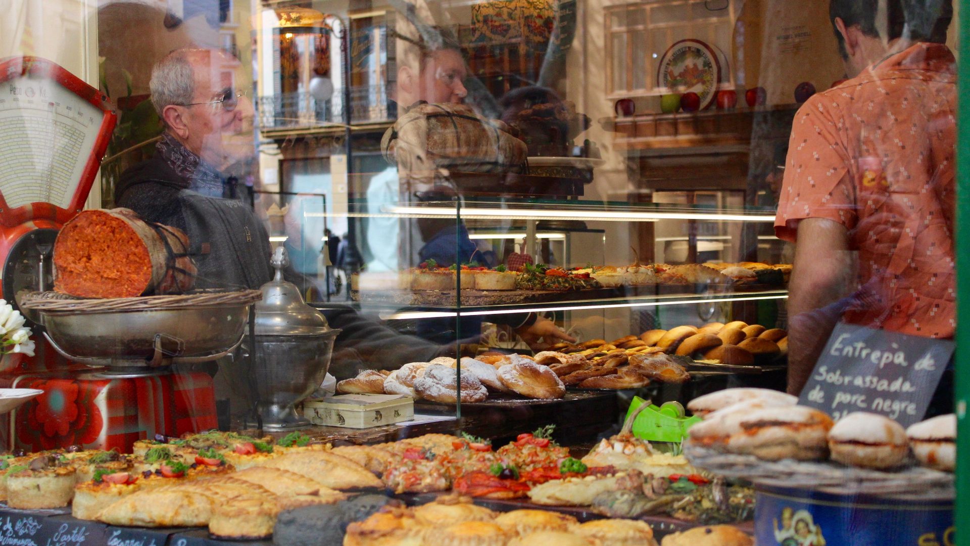 帕尔马老城区美食徒步之旅