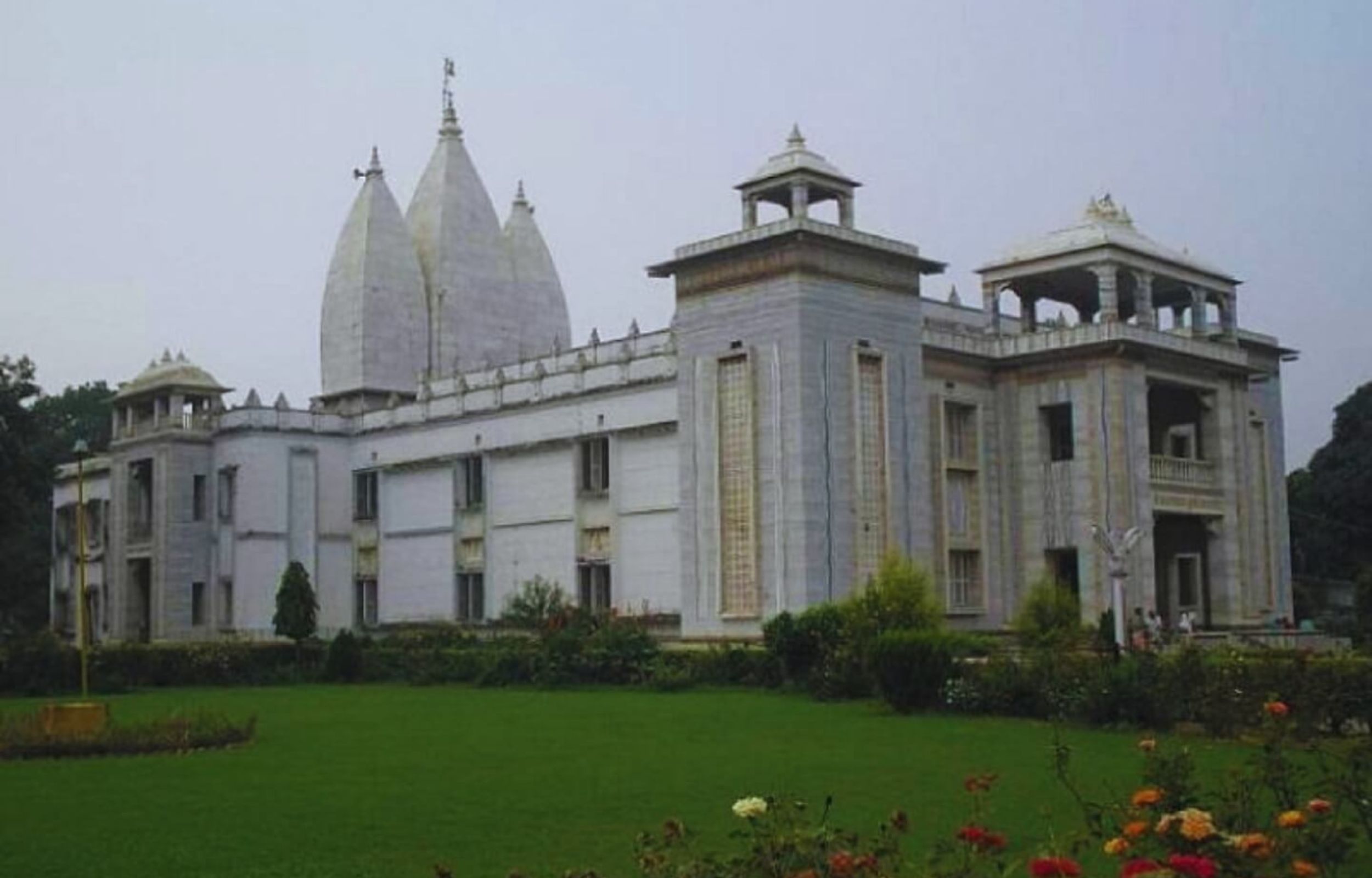 瓦拉纳西 (Varanasi) 3 小时寺庙巡礼（含交通接送）