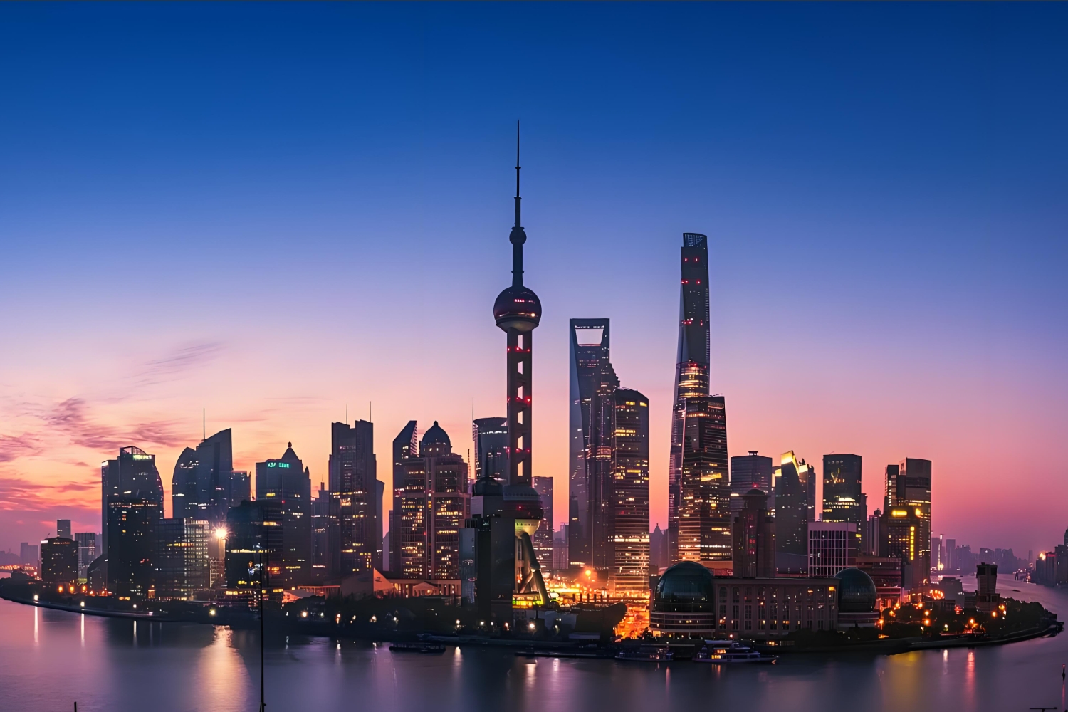 【上海往返】上海+苏州+杭州+乌镇5日（乌镇+南浔古镇+苏州留园+杭州西湖+南浔古镇+宋城千古情+上海金茂观景+外滩）