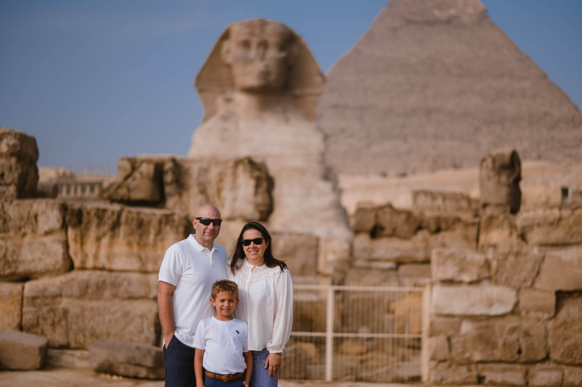 吉萨金字塔、曼菲斯市、萨卡拉一日游（含接送）