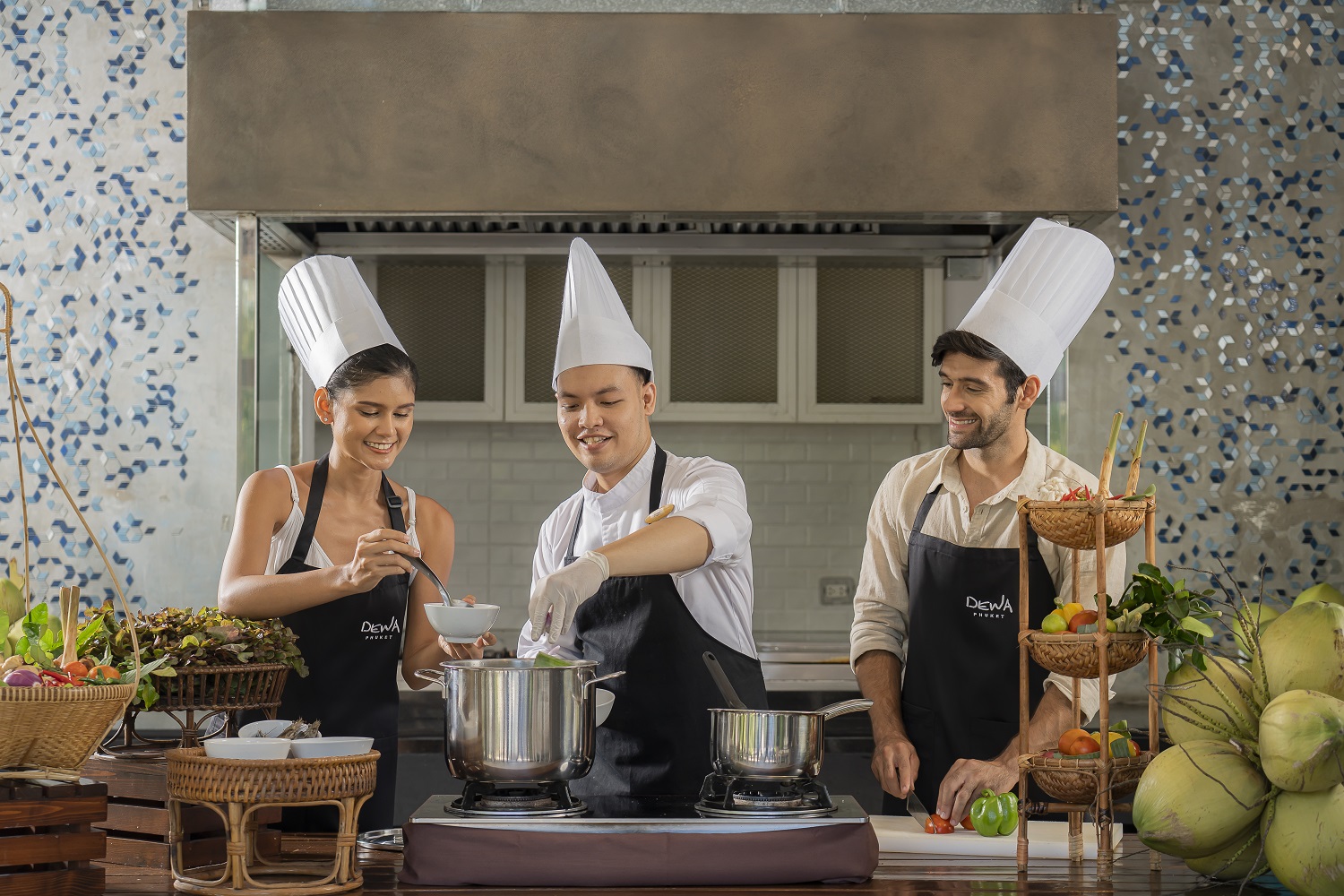 普吉岛Dewa泰式烹饪课体验 (Dewa Phuket Cooking Class Experience in Phuket)