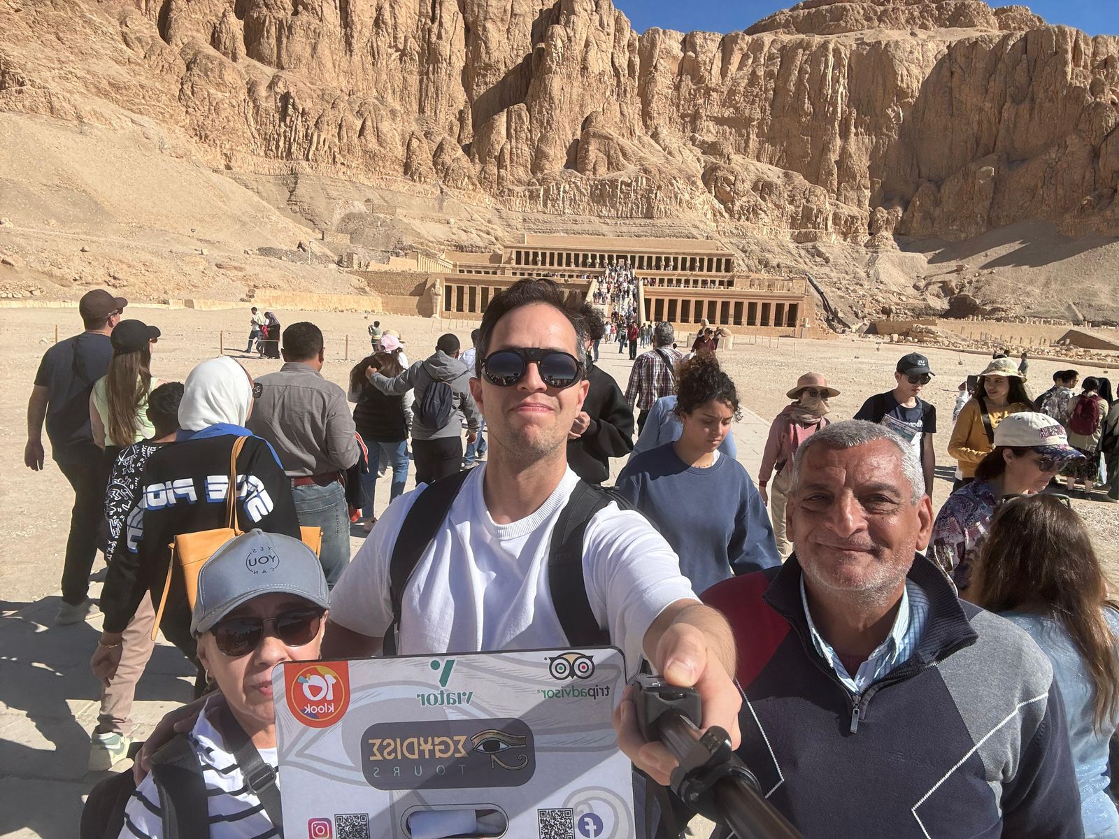 私人专属．乐蜀东西岸一日游（含门票）