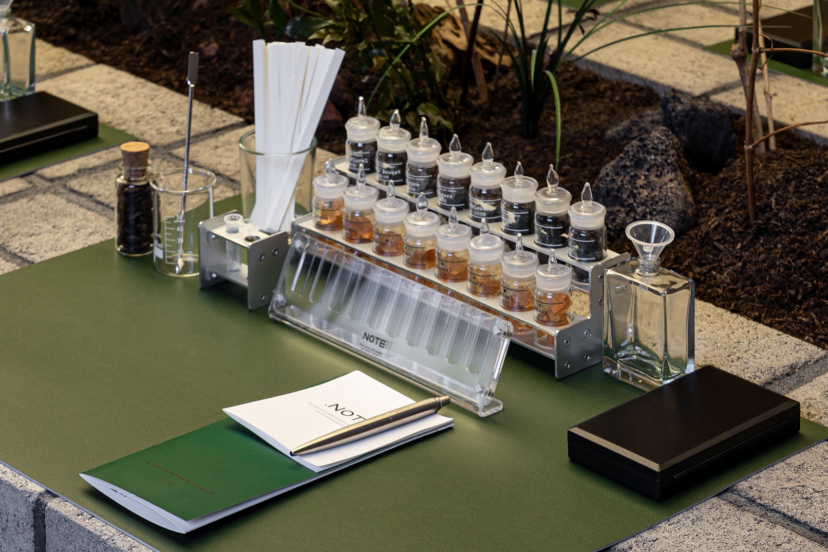 弘大 .NOTE 私人订制香水工作坊