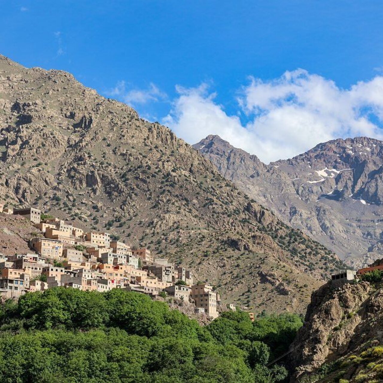 马拉喀什 (Marrakech)：奥里卡山谷 (Ourika Valley) 和瀑布与柏柏尔村庄一日游