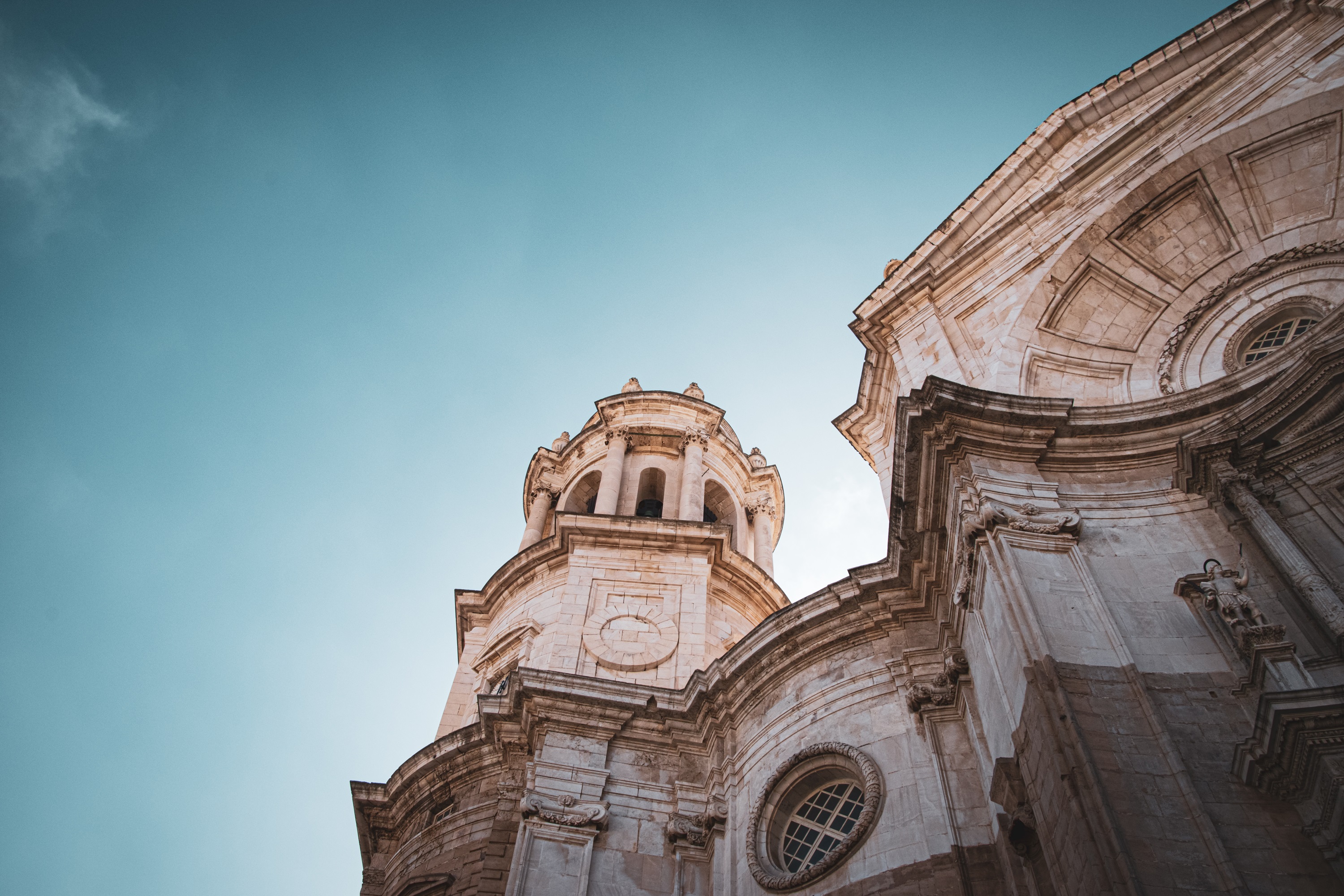 塞维亚出发：加的斯和赫雷斯一日游 (From Seville: Cadiz and Jerez day trip)