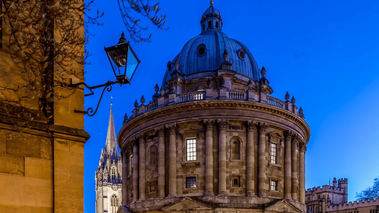 牛津（Oxford）官方幽灵之旅