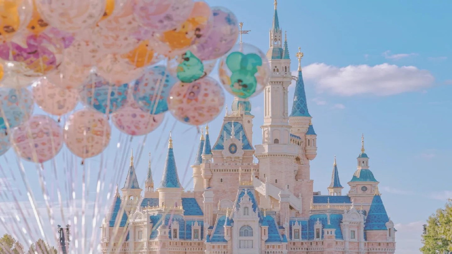 上海迪士尼4日深度游（迪士尼VIP带玩+东方明珠夜景+乐高探索中心+复旦大学+上海小吃街+专车专导管家服务）