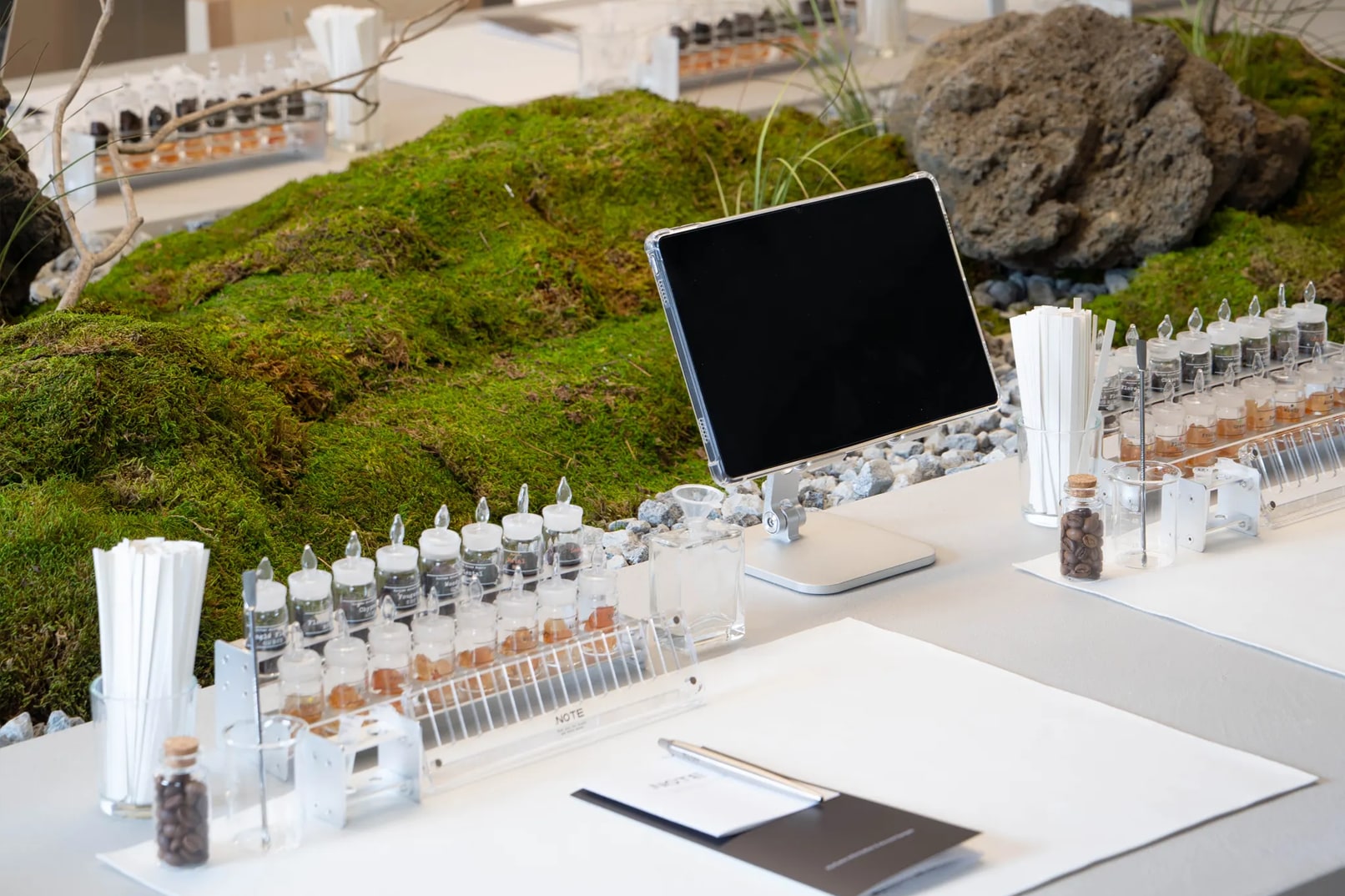 圣水洞 .NOTE 私人订制香水工作坊