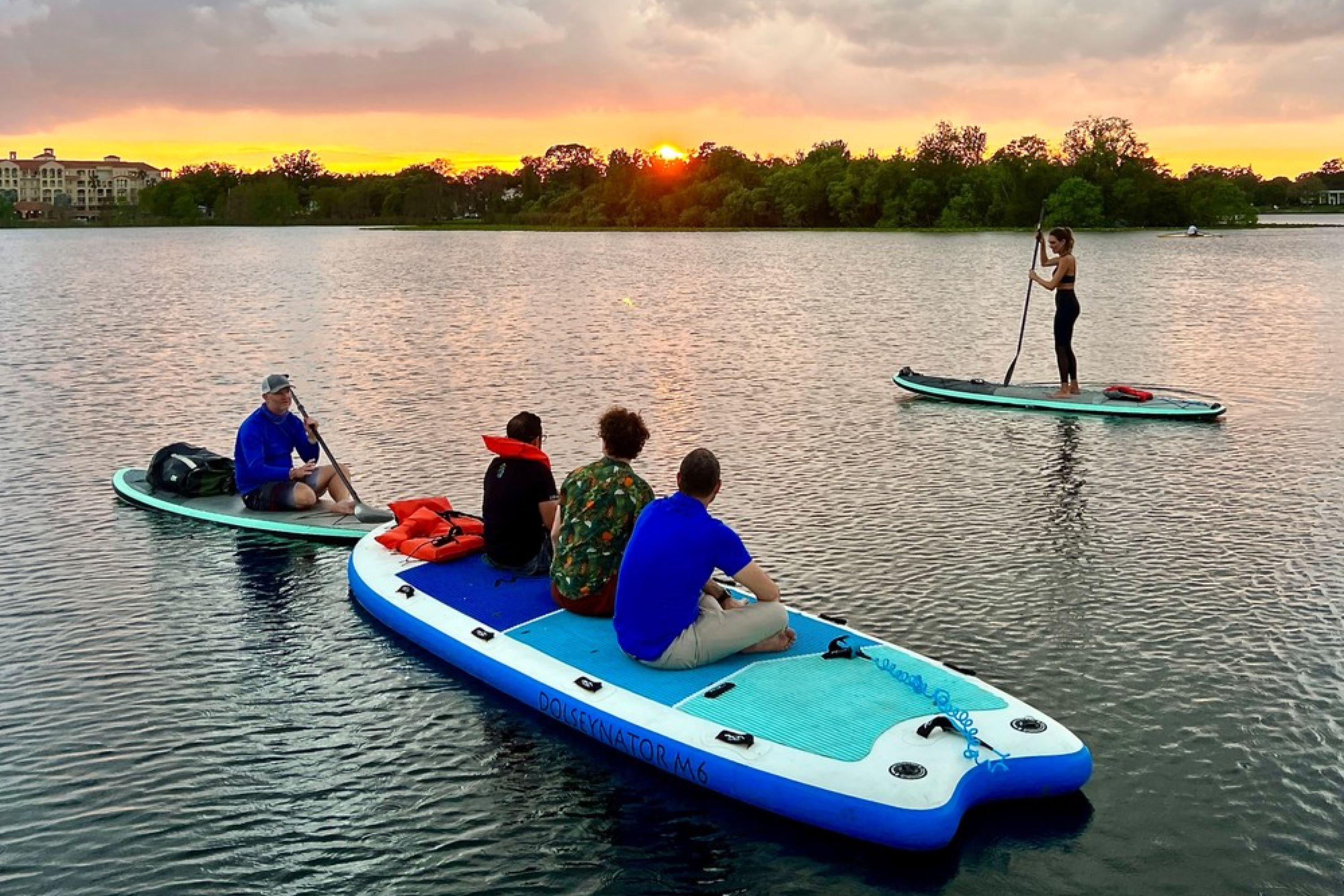 奥兰多黄昏时光透明独木舟或立式划桨体验