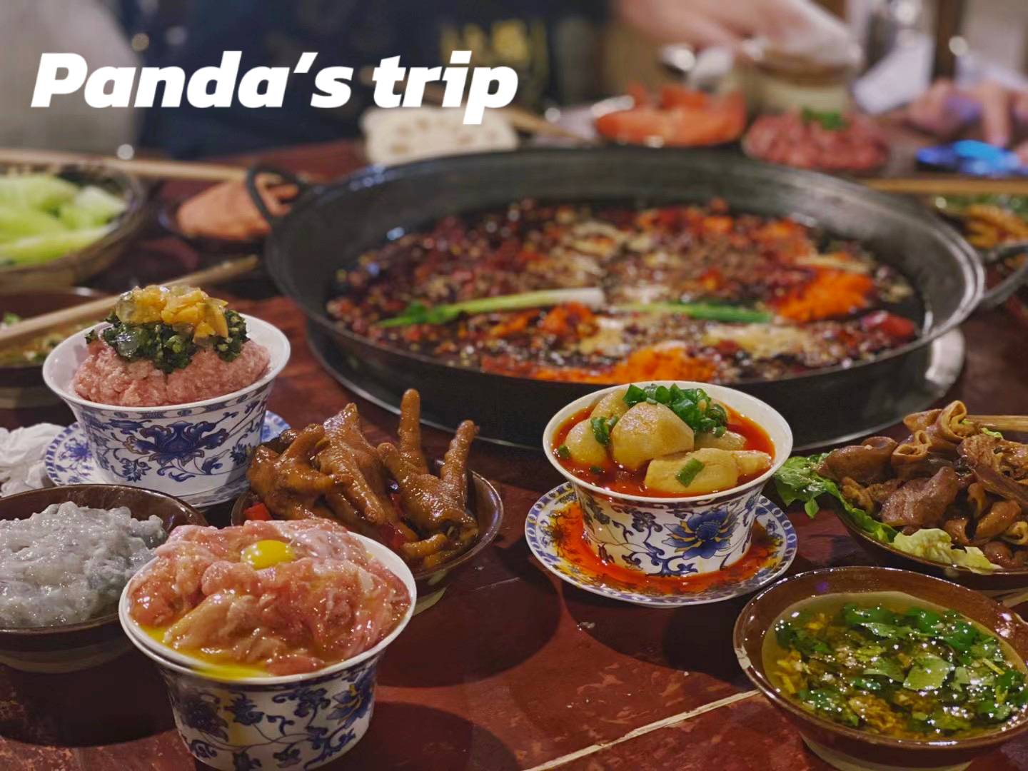 山城漫步，探寻隐藏在居民楼里的地道火锅和街头早餐 - Eatwith