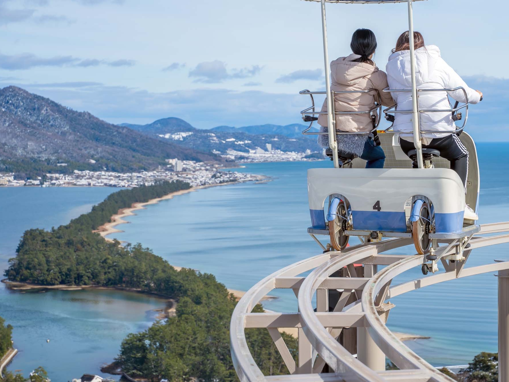 天桥立 & 伊根舟屋 & 舞鹤港海鲜市场海之京都一日游 (大阪出发)