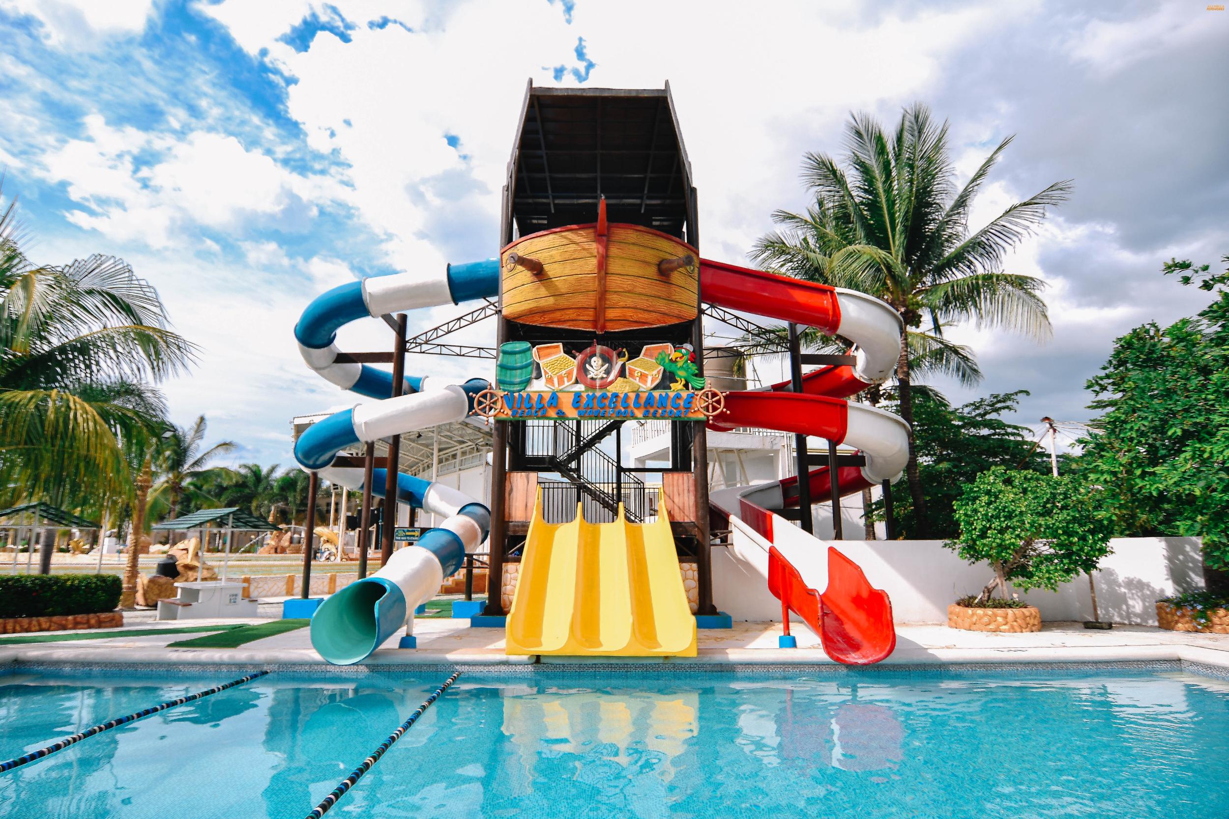 Villa Excellance Beach and Wave Pool Resort 日间通行证