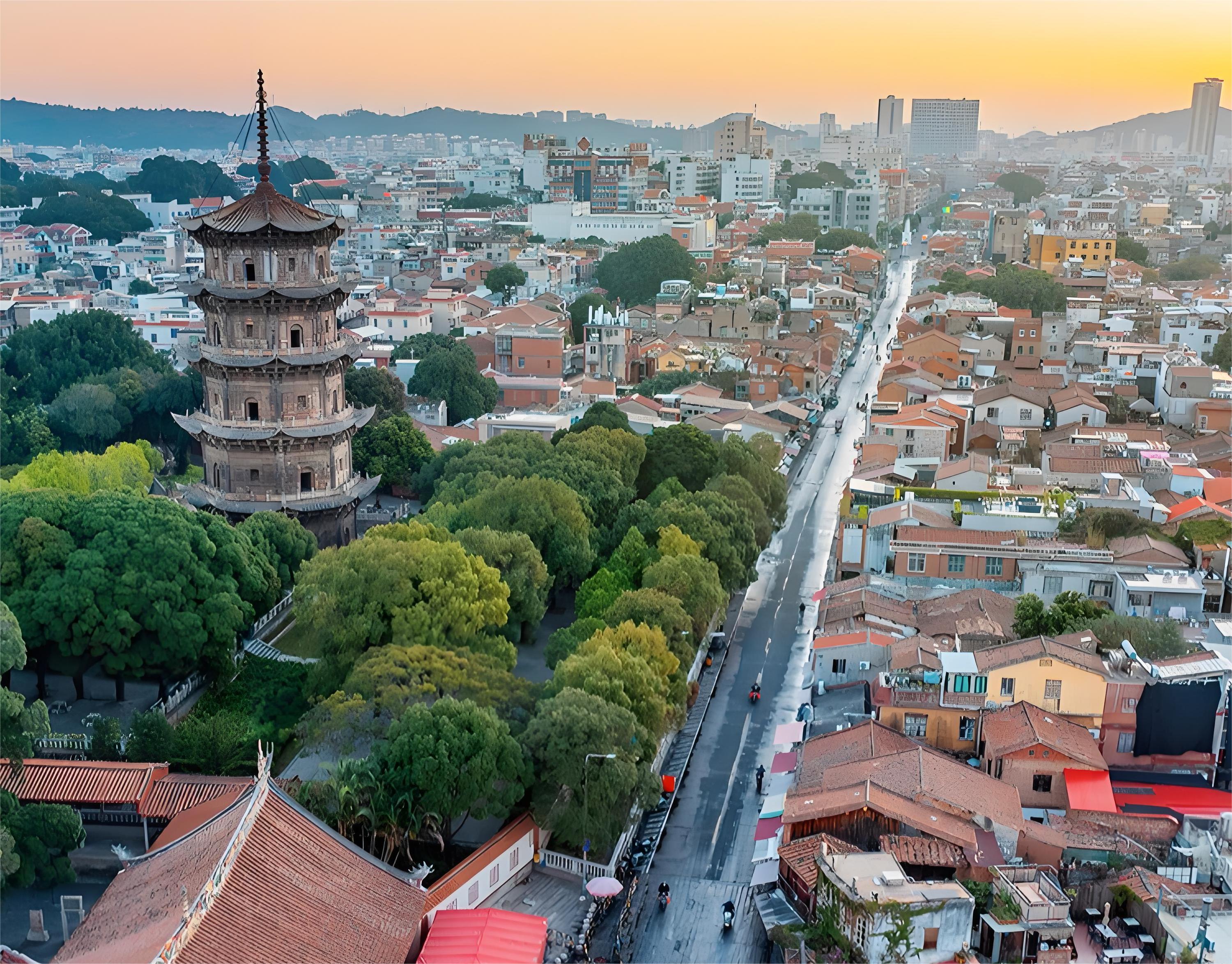 厦门出发泉州古城 开元寺 关岳庙 西街 浔埔村 私人团一日游