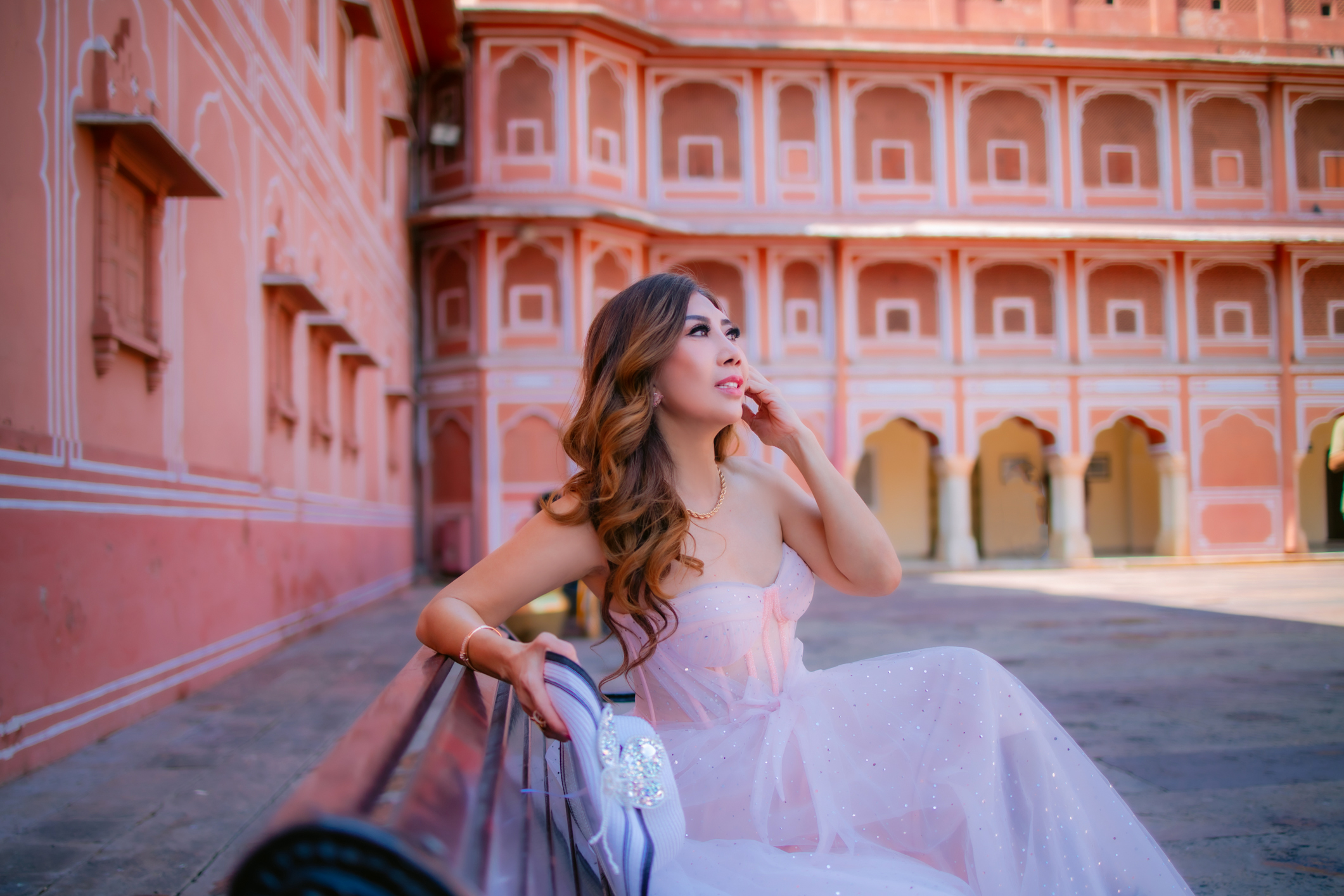 从德里出发，乘坐汽车体验斋浦尔一日游