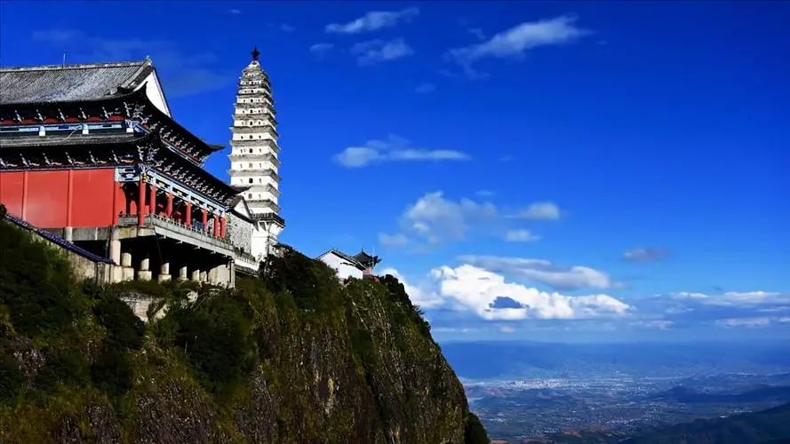 大理出发鸡足山 祝圣寺敬香礼佛 独立组团1日游