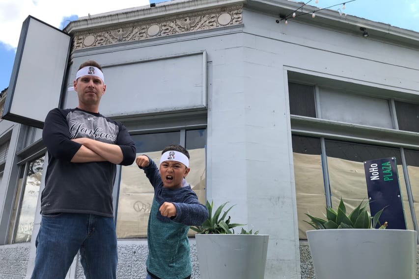 洛杉矶东圣费尔南多谷电影拍摄景点导览游 (East San Fernando Valley Guided Film Locations Tour in Los Angeles)