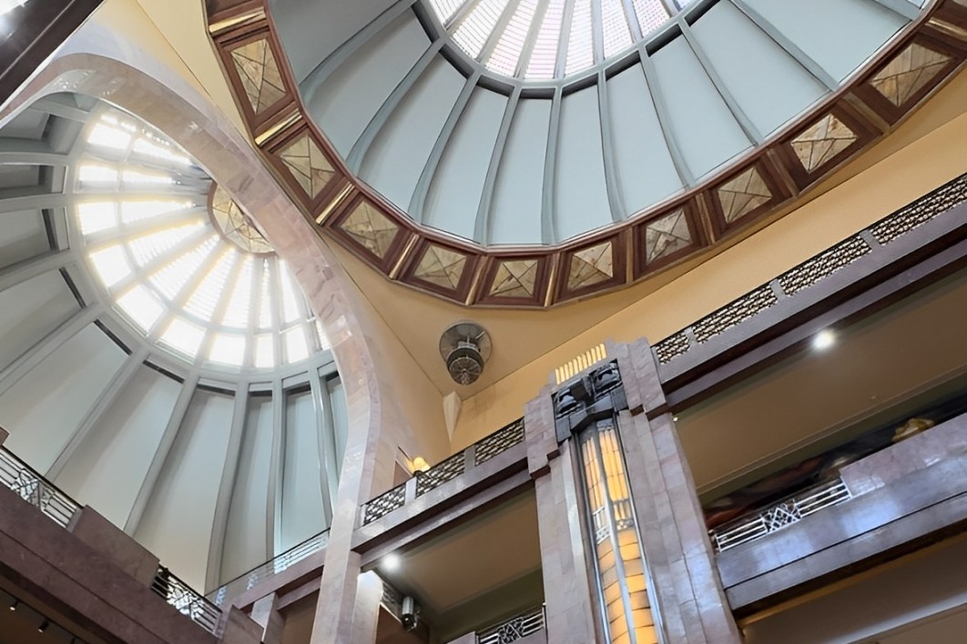 墨西哥城艺术宫之旅