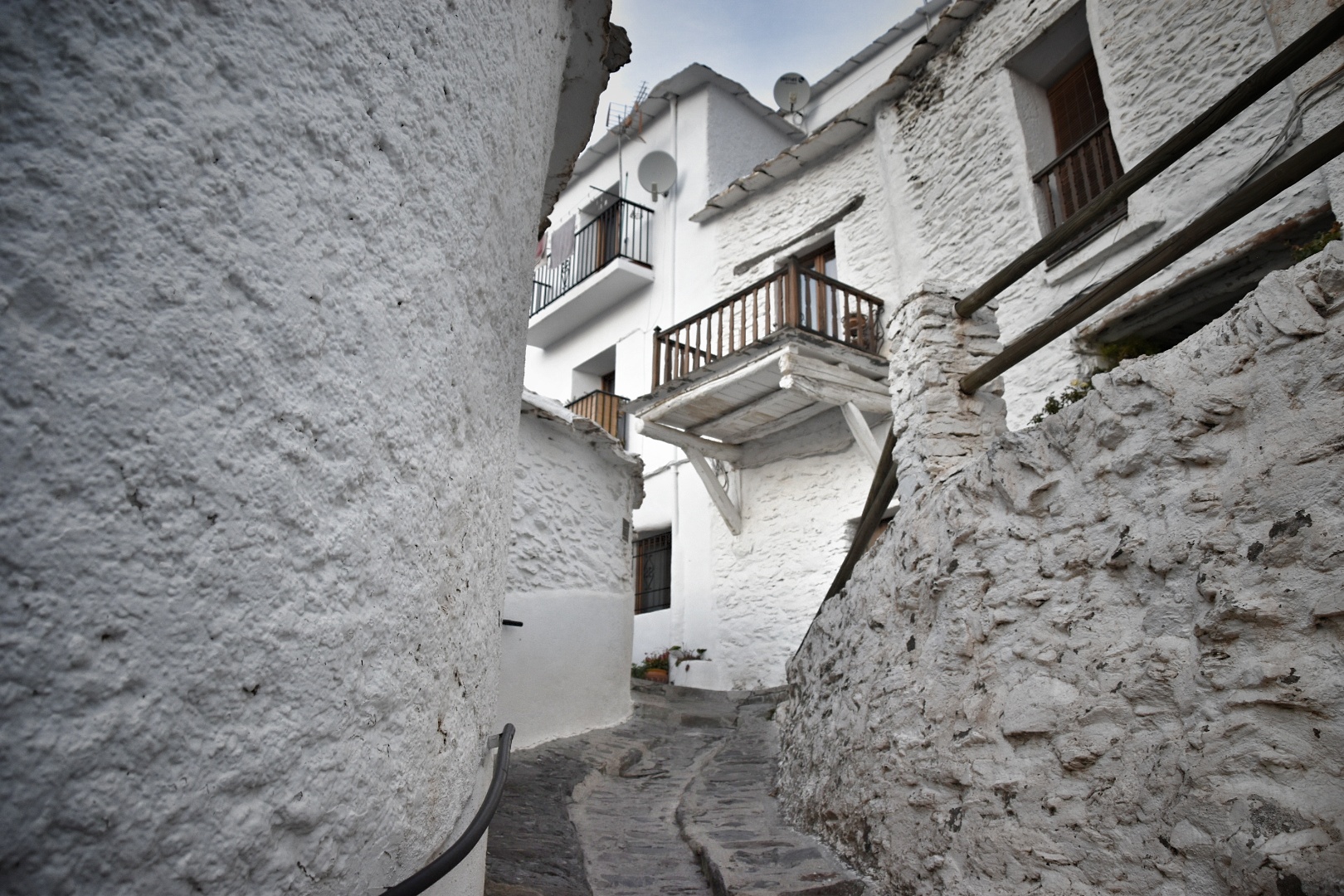 从格拉纳达出发：格拉纳达白色村庄 (From Granada: White Villages of Granada)