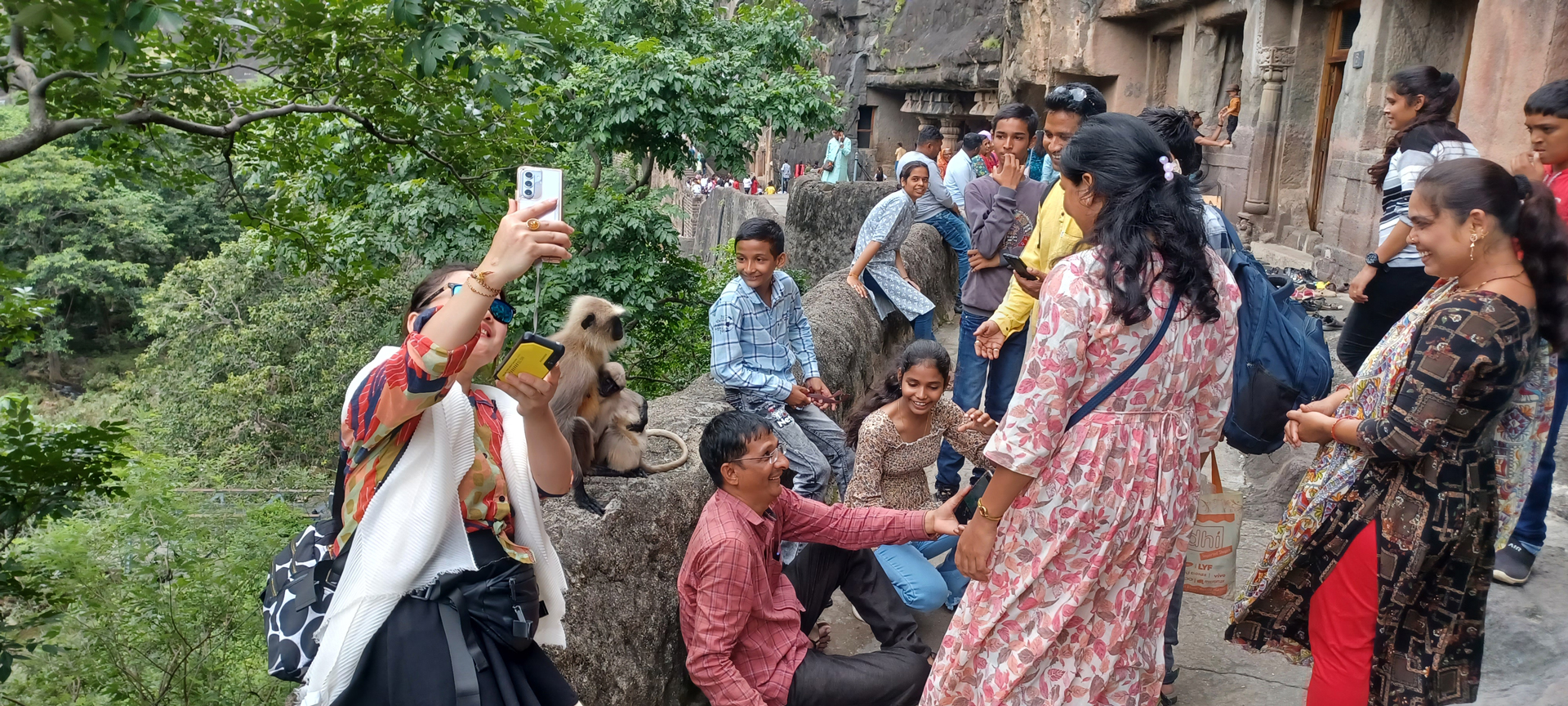 最受欢迎的 2 晚 3 天阿旃陀和埃洛拉石窟导览游