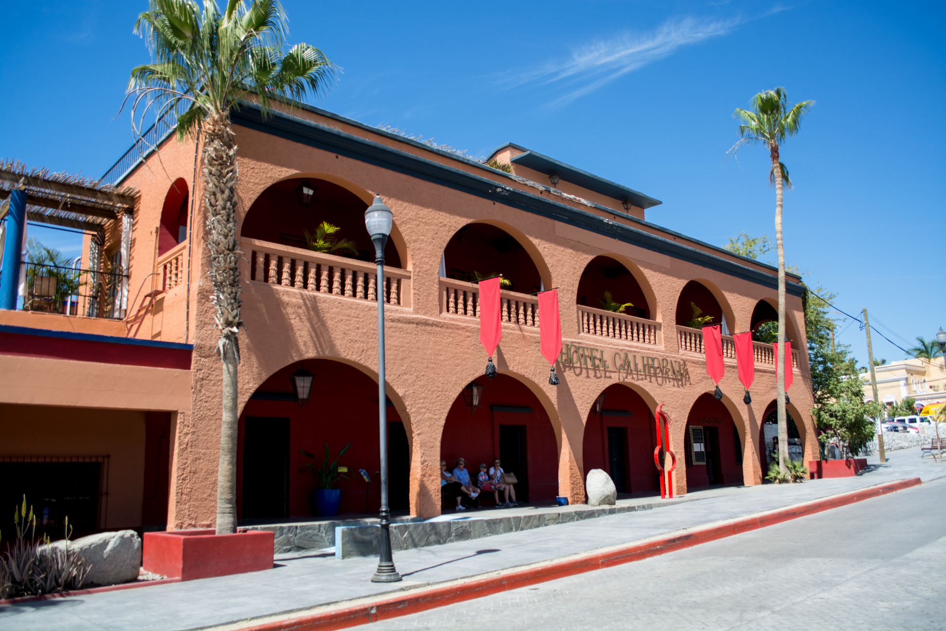 私人托多斯桑托斯吉普车