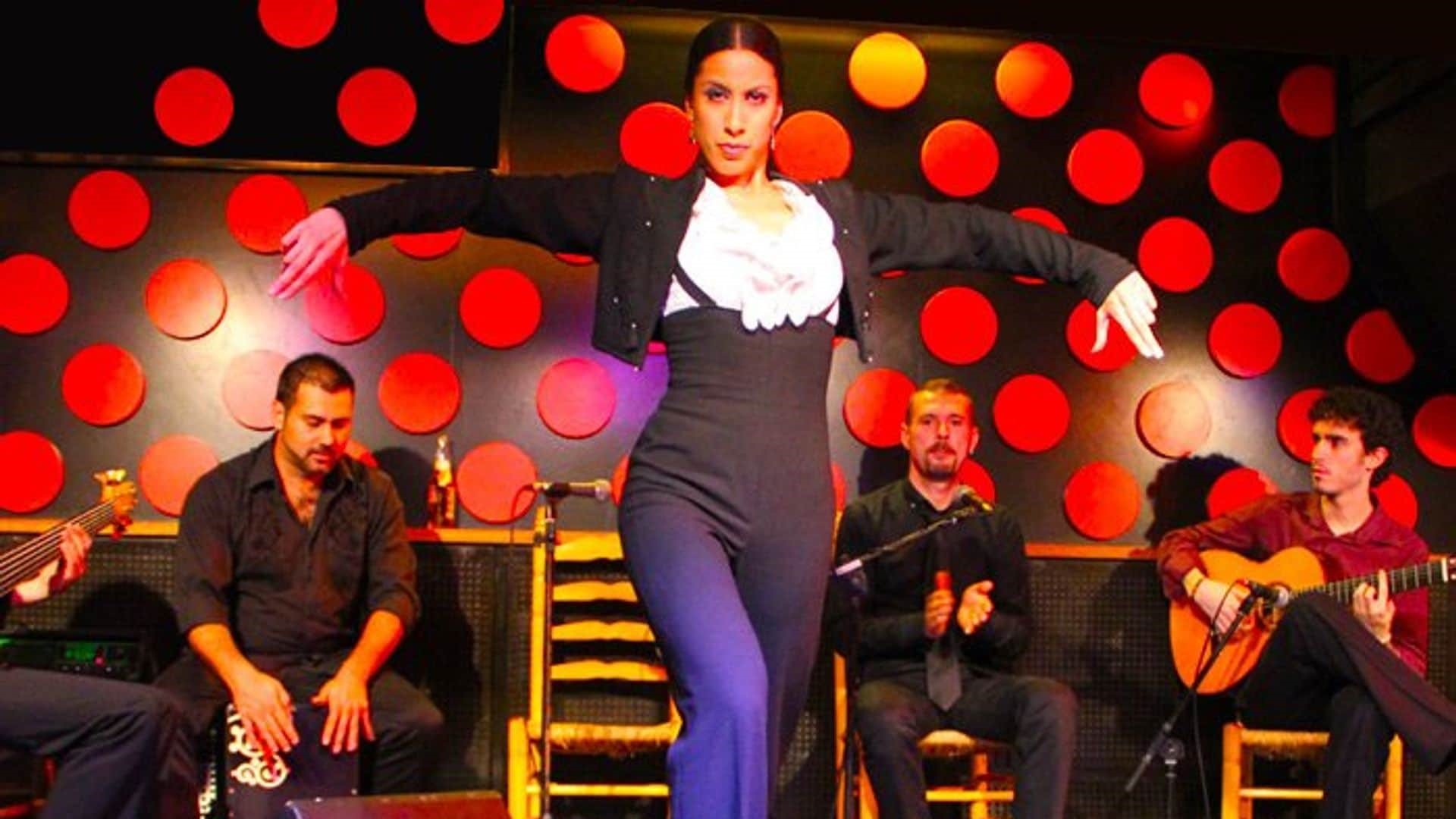 巴塞罗那 (Barcelona) 老城区徒步之旅，包括西班牙小吃和弗拉门戈舞表演