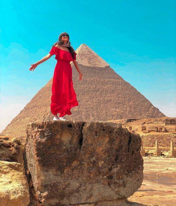 吉萨金字塔（Giza Pyramids）、埃及博物馆（Egyptian Museum）和市集私人导览，含午餐