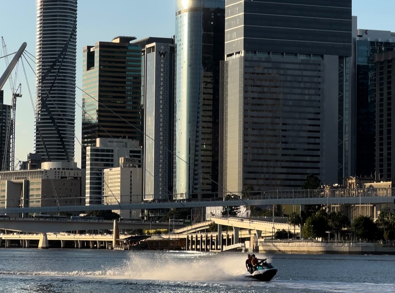 布里斯班水上摩托艇探险 (Brisbane Jetski Adventures)