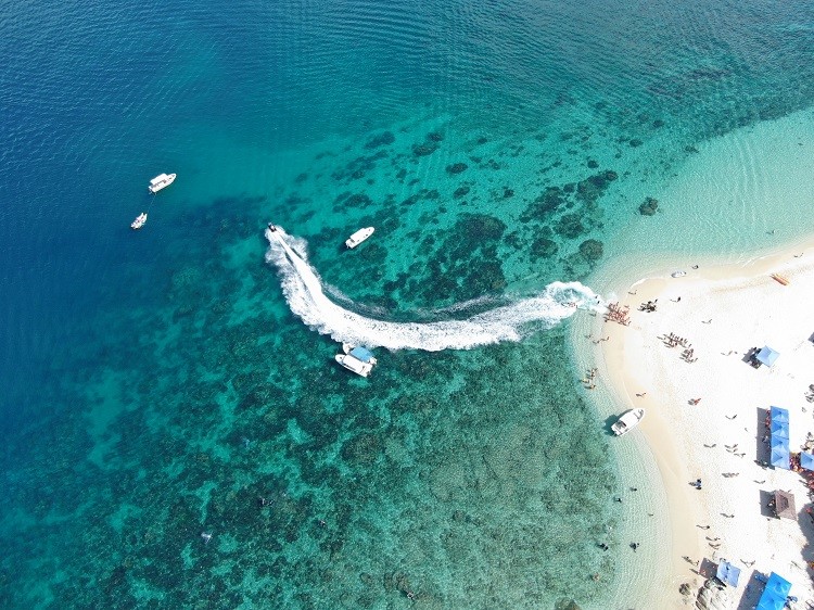 三亚百福岛私人导览一日游