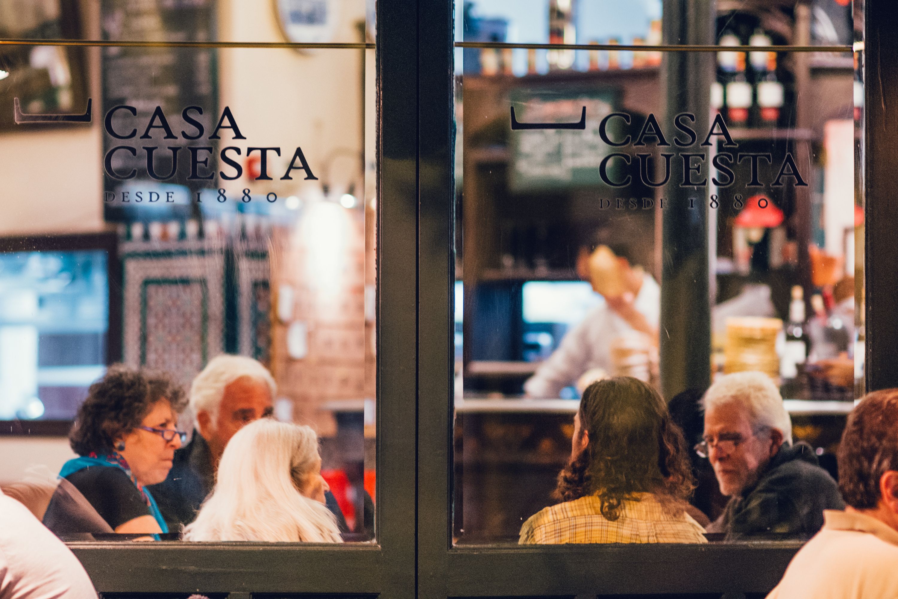 塞维亚特里亚纳区小吃之旅