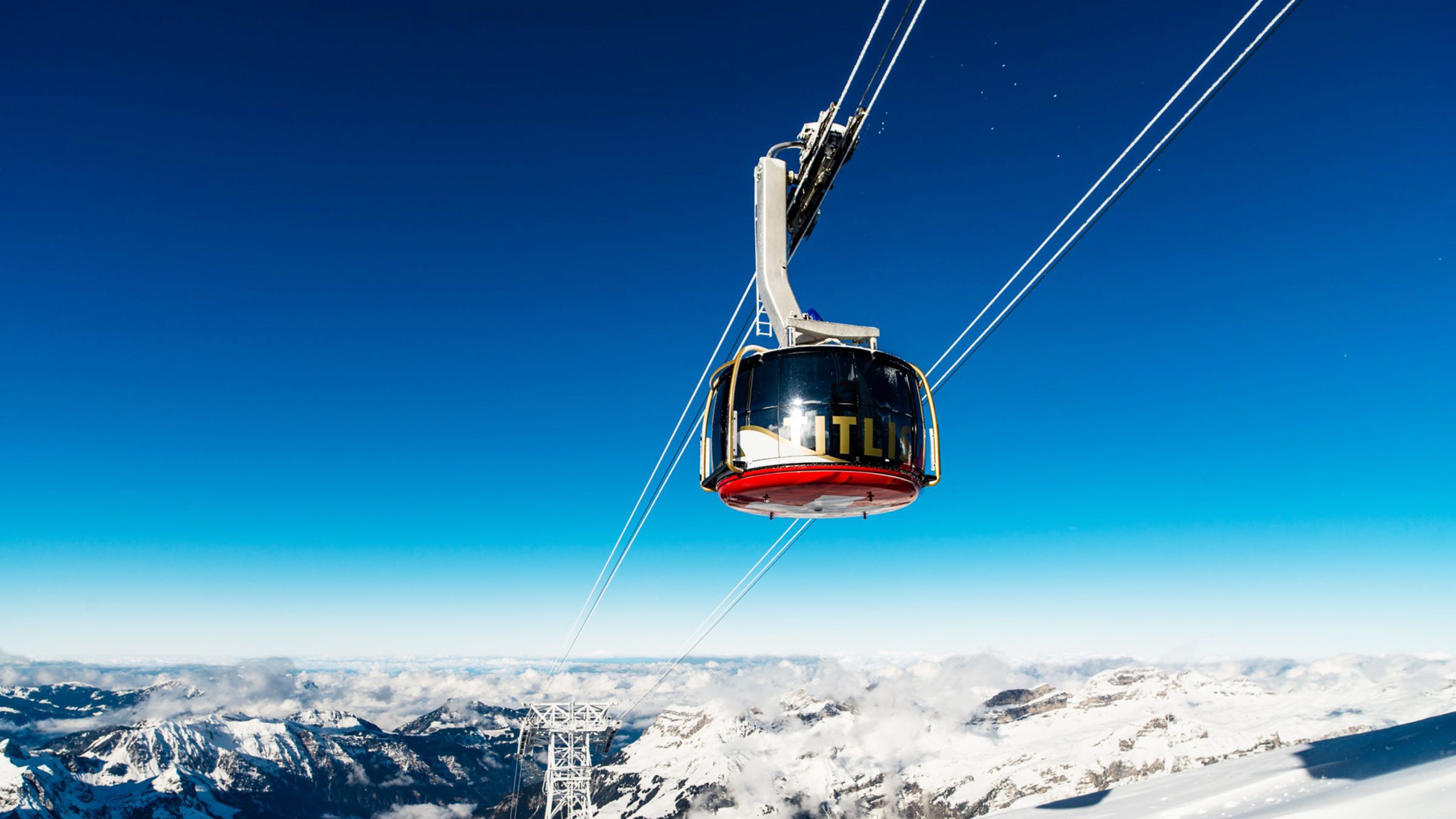 从苏黎世出发前往铁力士山 (Mount Titlis) 的旅行