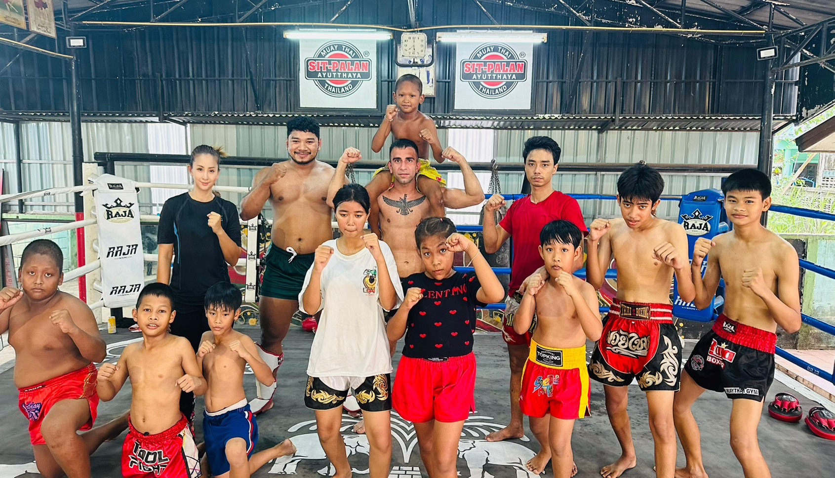 大城泰拳课程（Muay Thai Class in Ayutthaya by Sit Palan Muay Thai Gym）